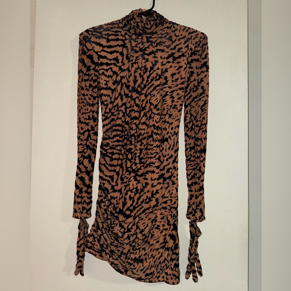 Animal print dress with gloves